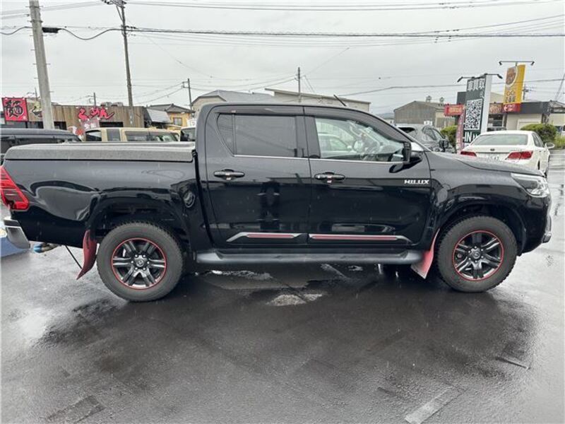 HILUX