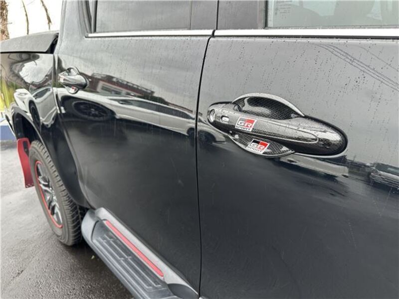 HILUX
