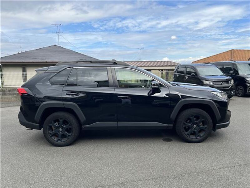 RAV4