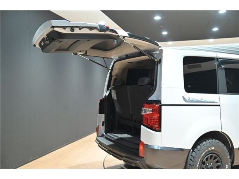 DELICA D5
