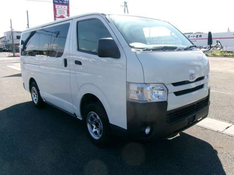 HIACE VAN