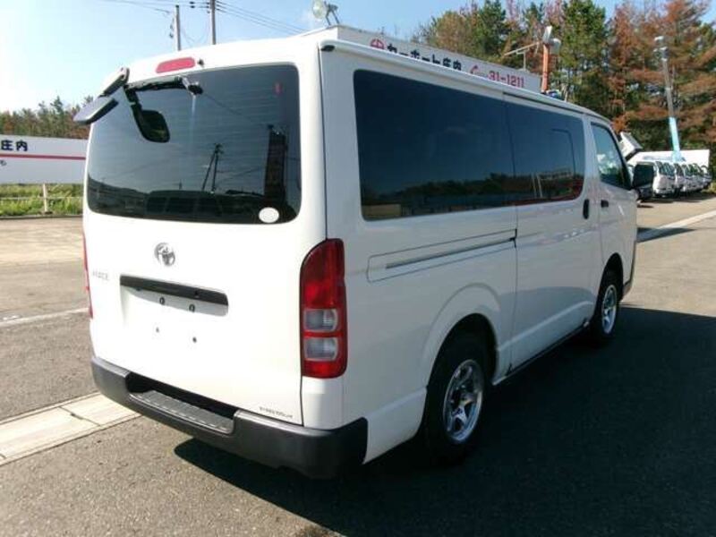 HIACE VAN