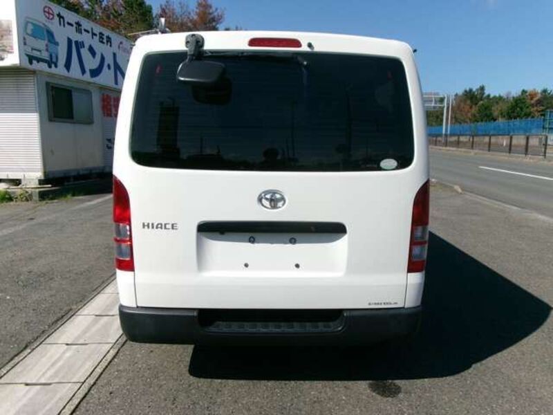 HIACE VAN