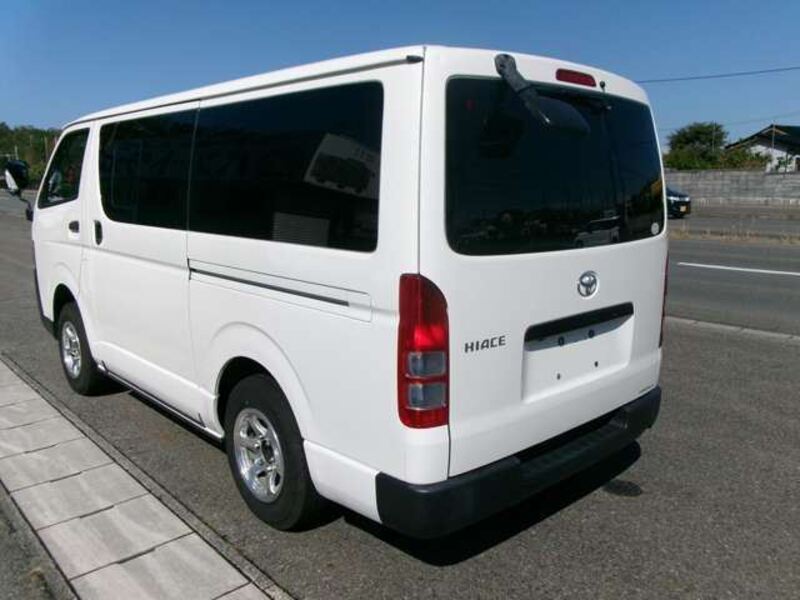 HIACE VAN