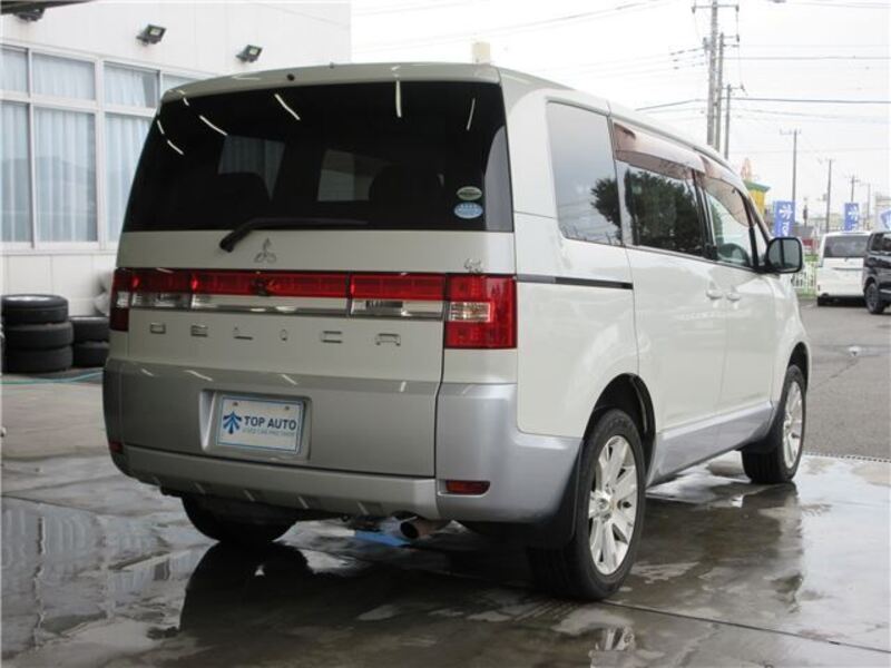 DELICA D5
