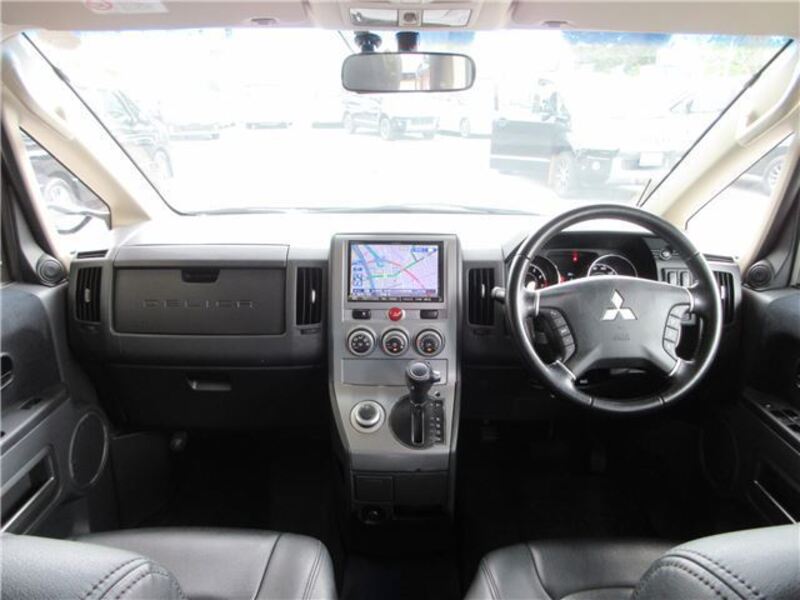 DELICA D5