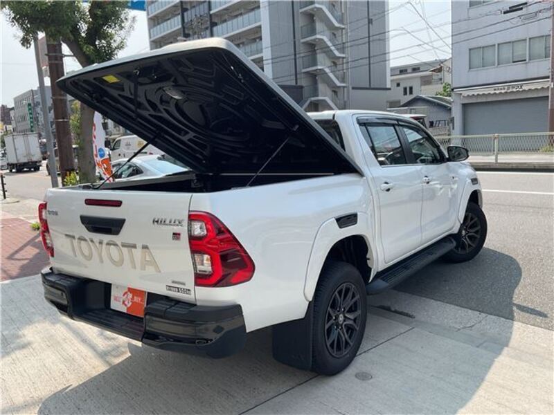 HILUX