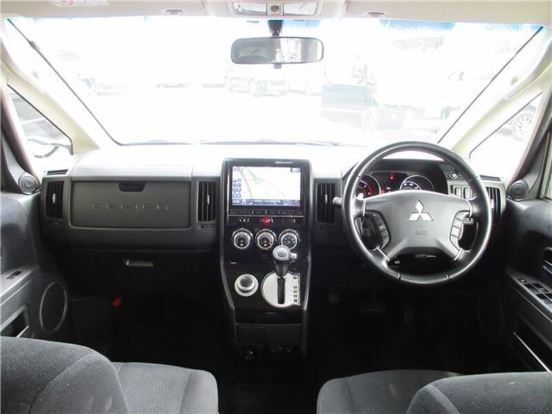 DELICA D5