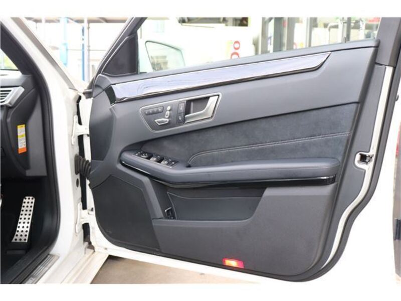 E-CLASS
