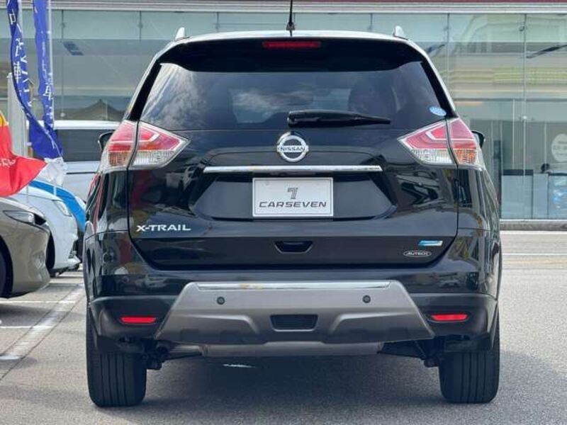 X-TRAIL