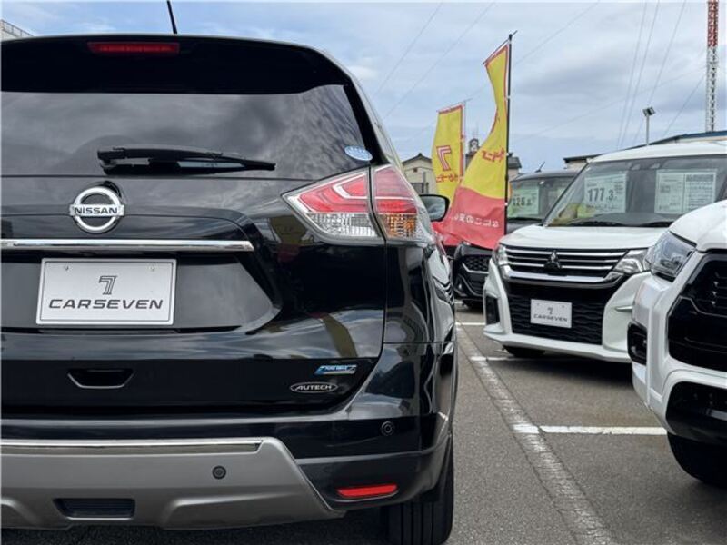 X-TRAIL