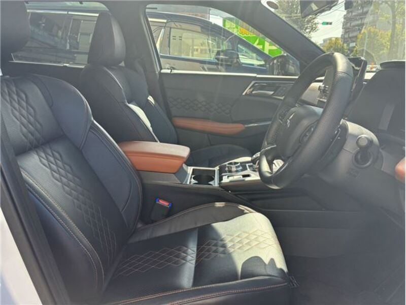 OUTLANDER PHEV