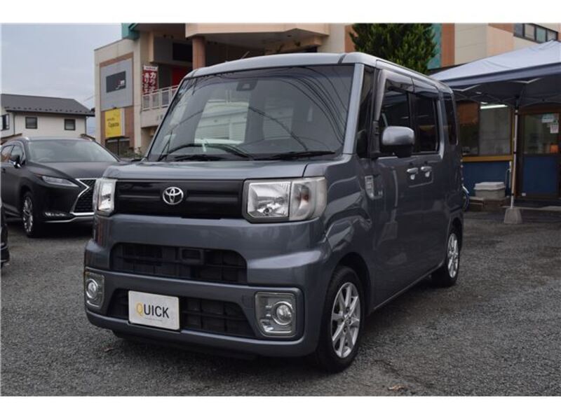 TOYOTA PIXIS MEGA