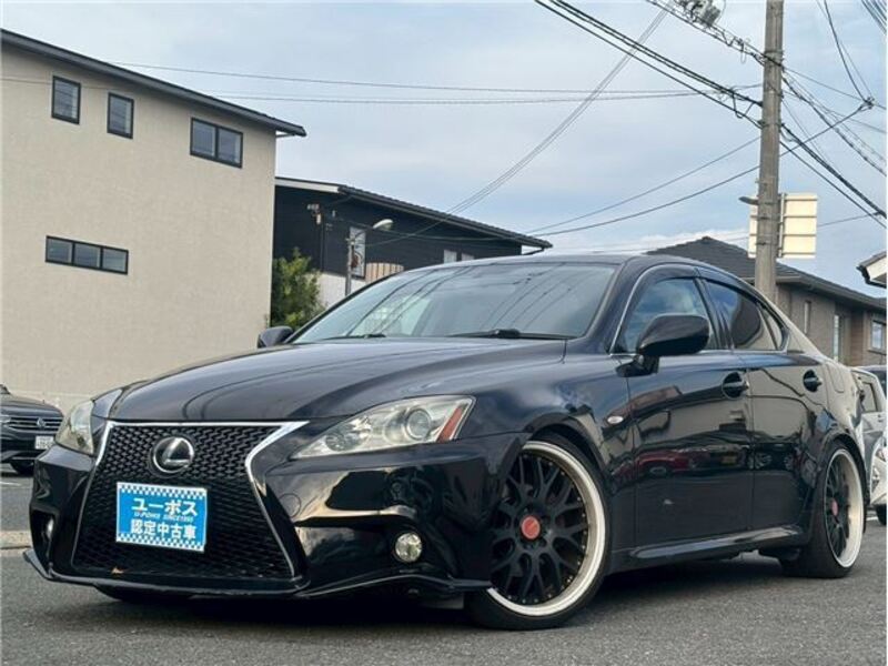 LEXUS IS