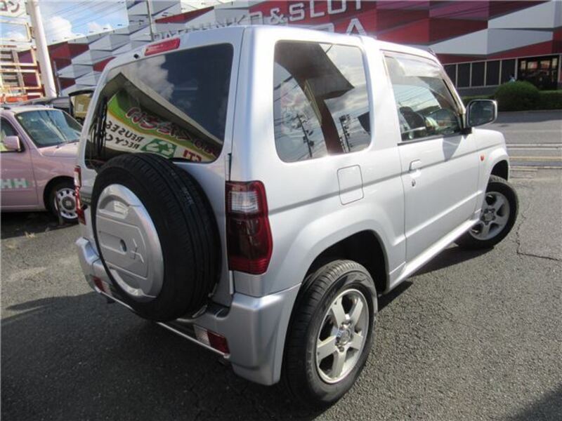 PAJERO MINI