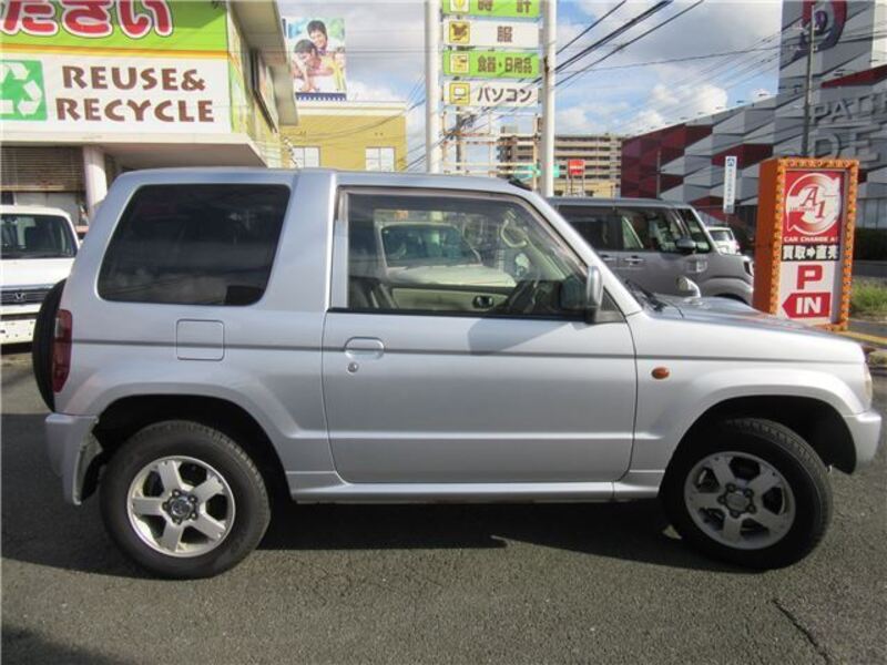 PAJERO MINI