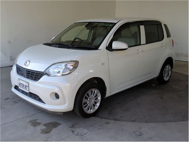 DAIHATSU BOON