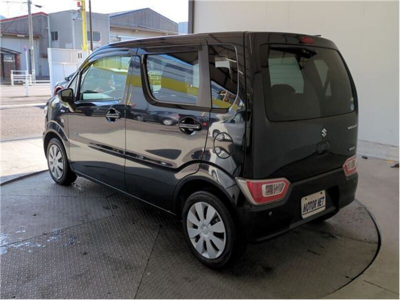 WAGON R