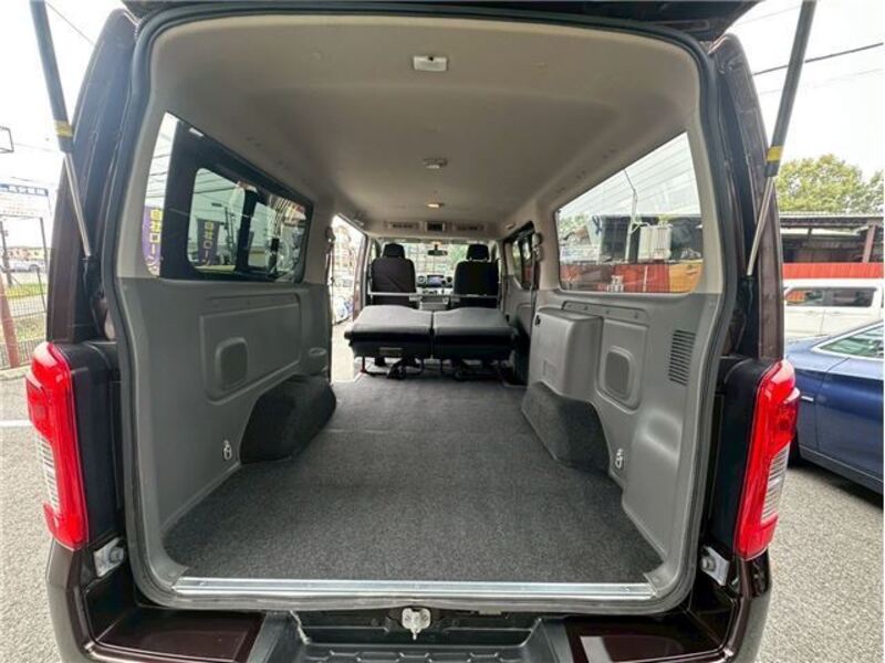 NV350 CARAVAN