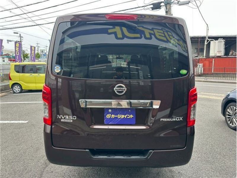 NV350 CARAVAN