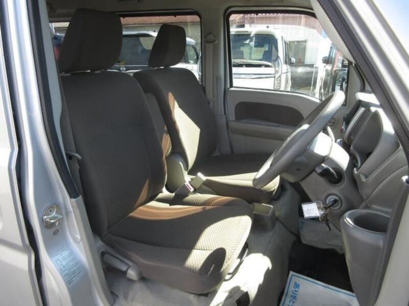 MINICAB VAN