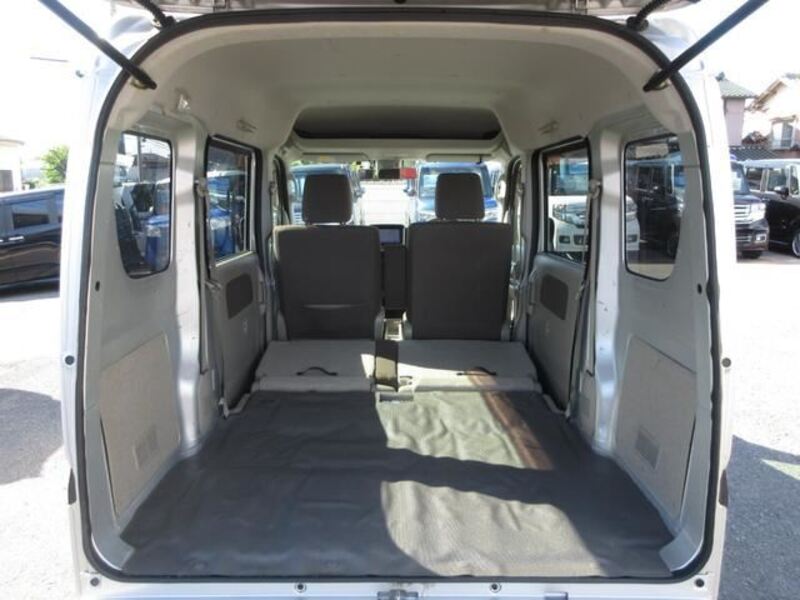 MINICAB VAN