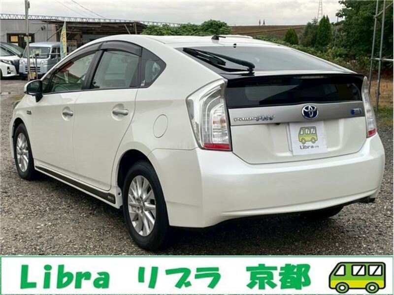 PRIUS PHV