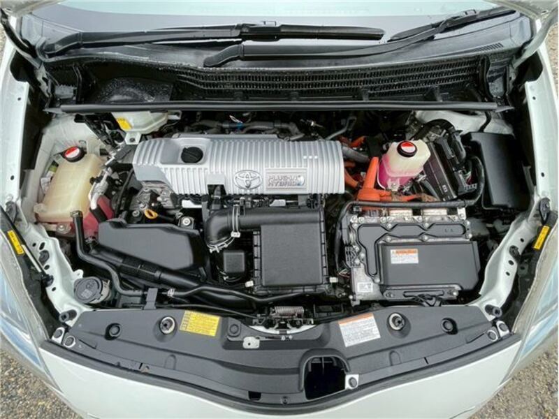PRIUS PHV