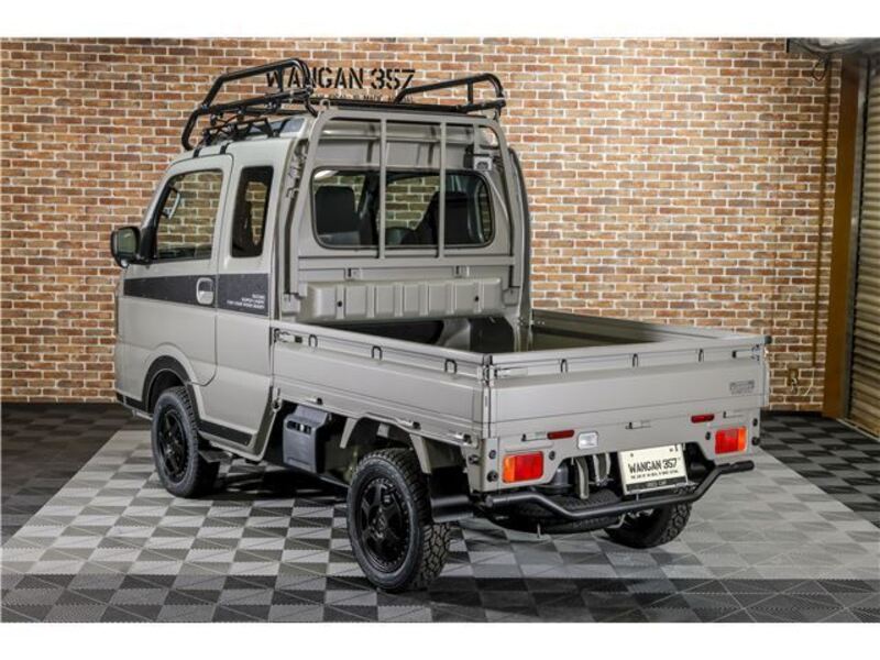 CARRY TRUCK