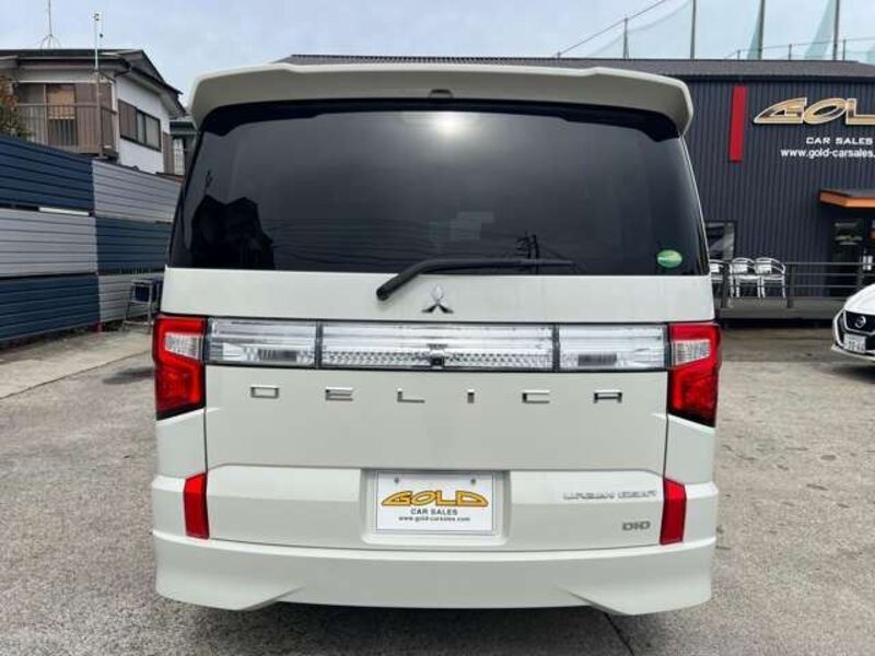 DELICA D5
