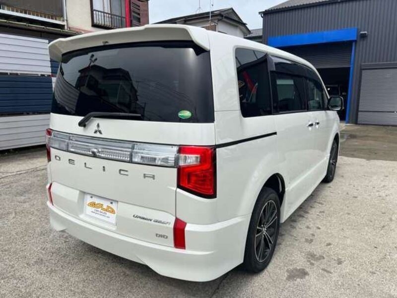 DELICA D5