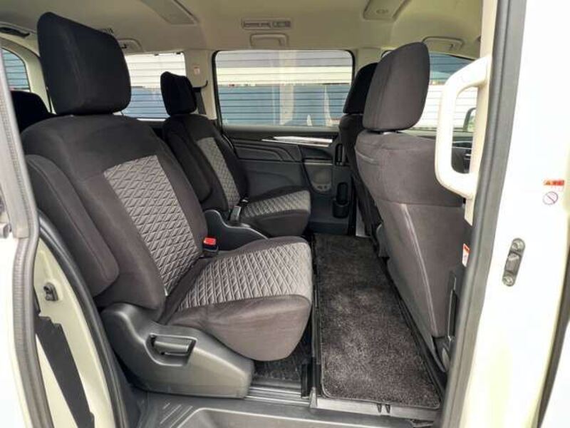 DELICA D5