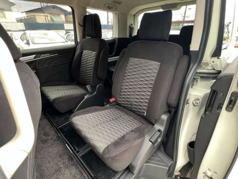 DELICA D5