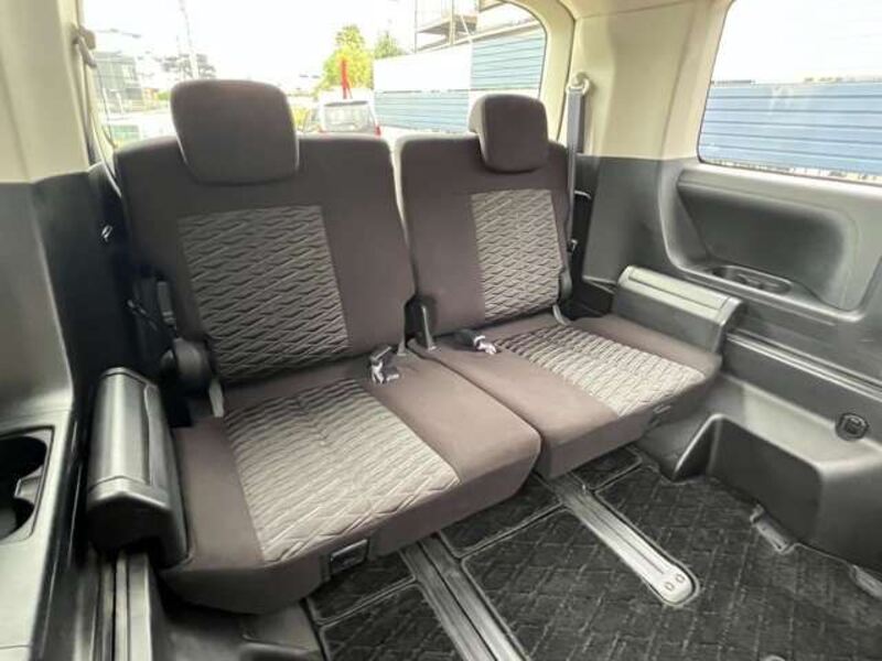 DELICA D5