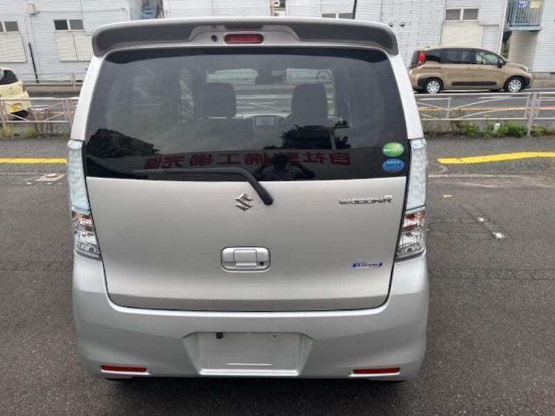 WAGON R