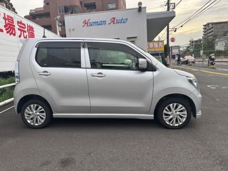 WAGON R
