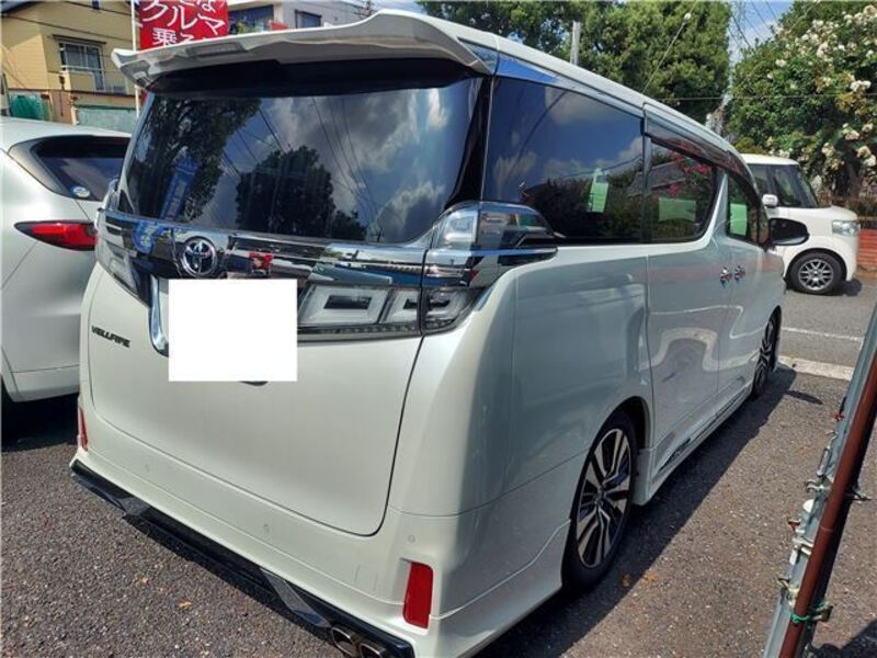 VELLFIRE