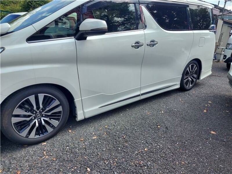 VELLFIRE