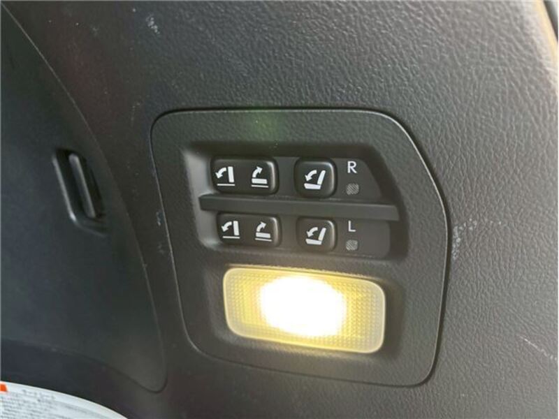 LX