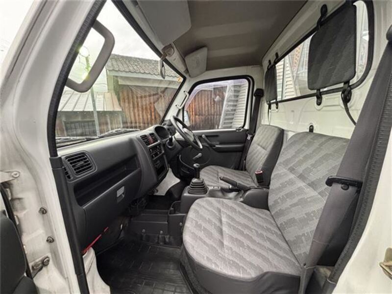 CARRY TRUCK