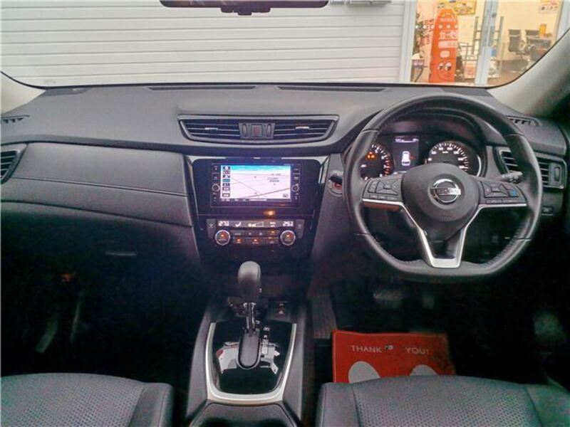 X-TRAIL