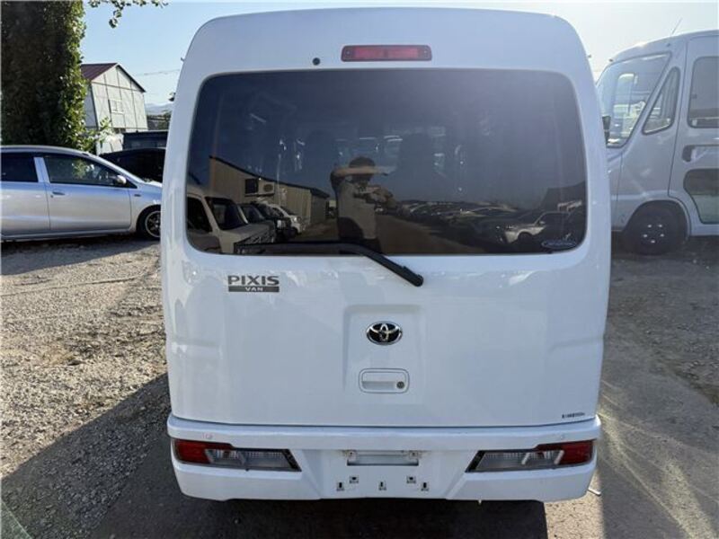 PIXIS VAN