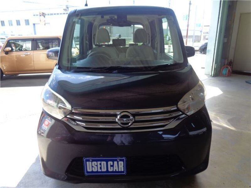 NISSAN DAYZ ROOX