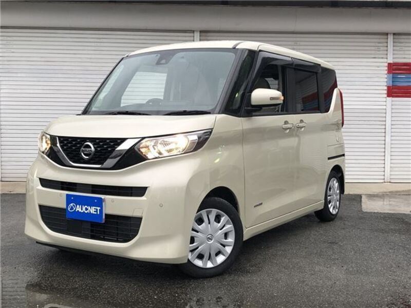 NISSAN ROOX