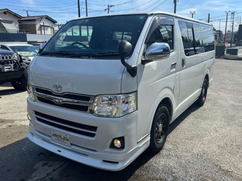 HIACE VAN