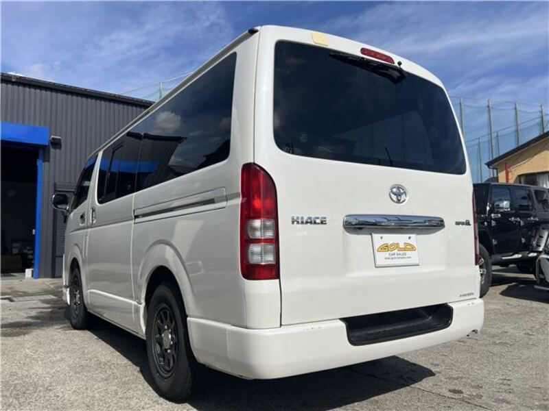 HIACE VAN