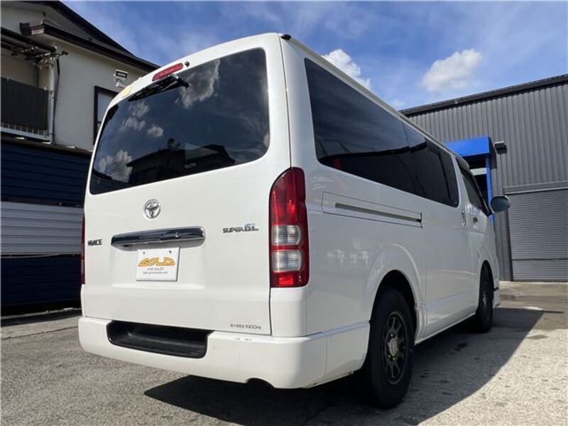 HIACE VAN