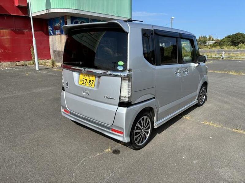 N BOX CUSTOM
