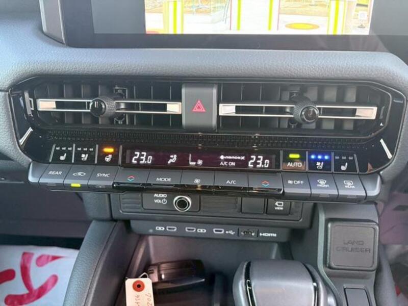 LAND CRUISER 250