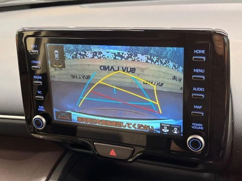 YARIS CROSS